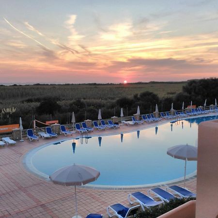 Arenas De Son Bou Hotel Exterior photo