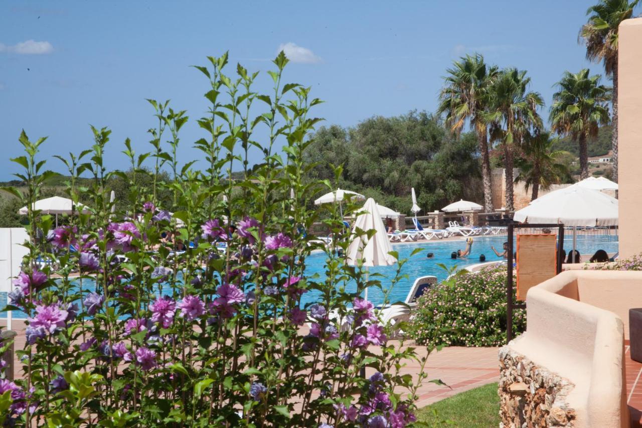 Arenas De Son Bou Hotel Exterior photo