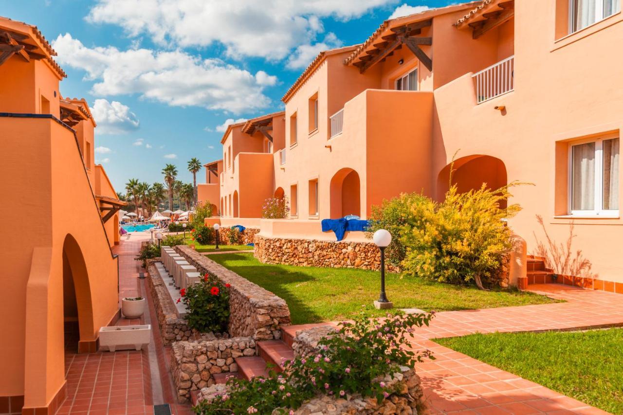 Arenas De Son Bou Hotel Exterior photo